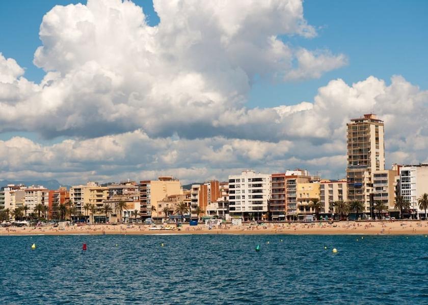 Catalonia Vidreres Room