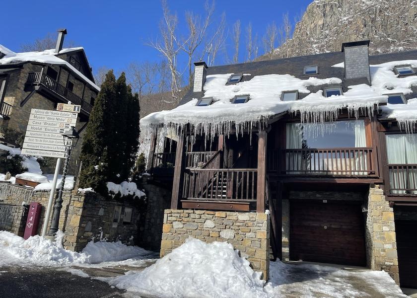 Catalonia Naut Aran Exterior