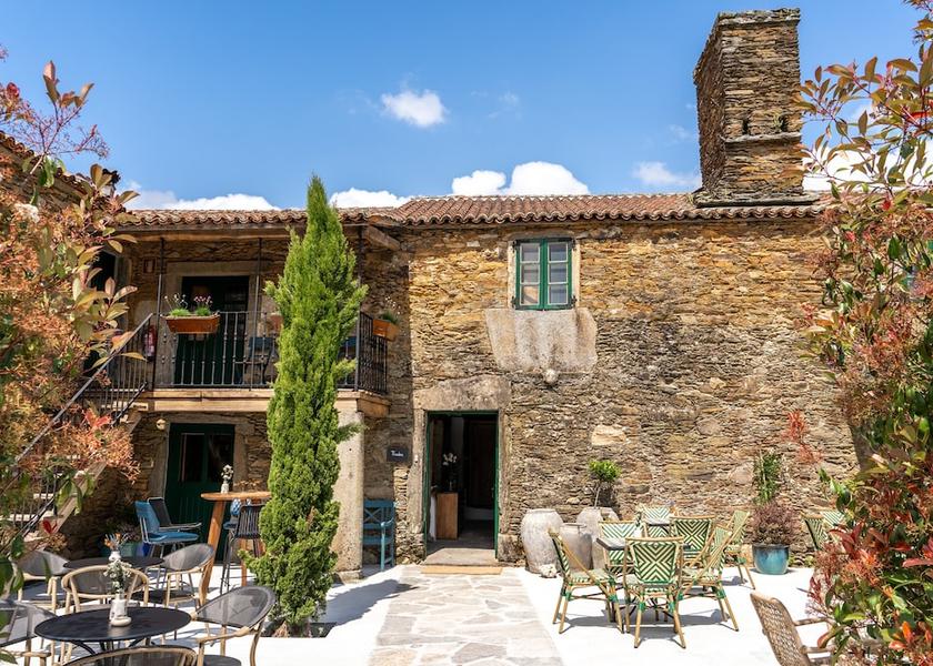 Galicia O Pino Primary image