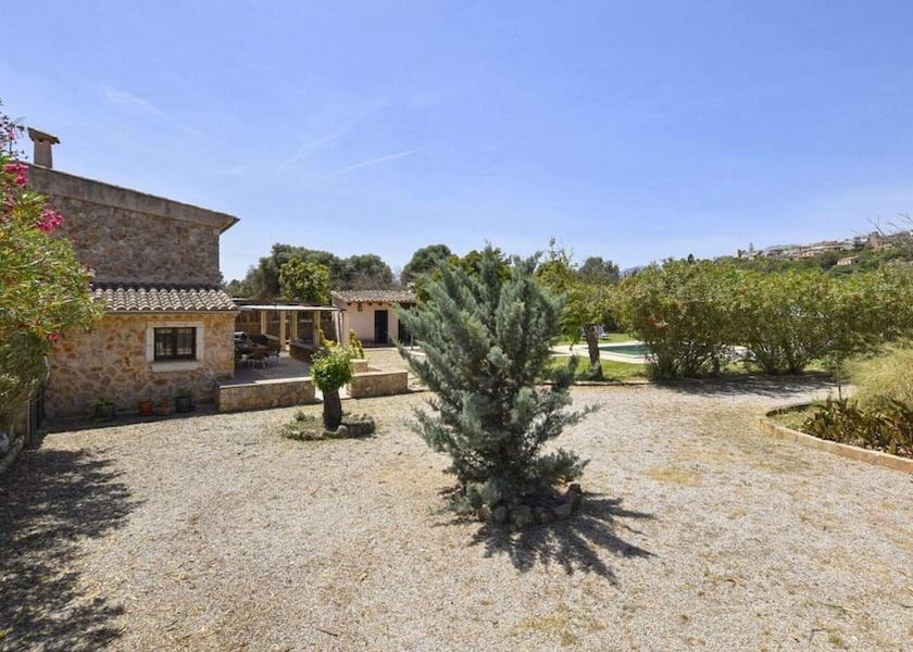 Raiguer Buger Garden