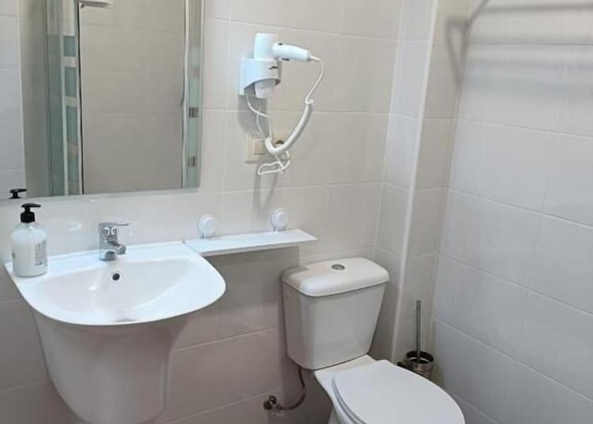 Galicia Arzua Bathroom