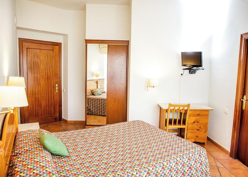 Catalonia Cambrils Room