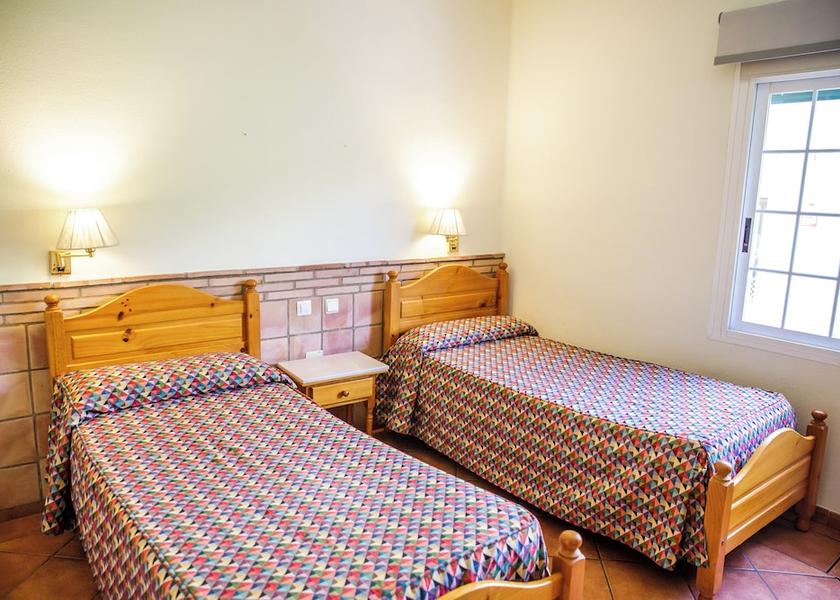 Catalonia Cambrils Room
