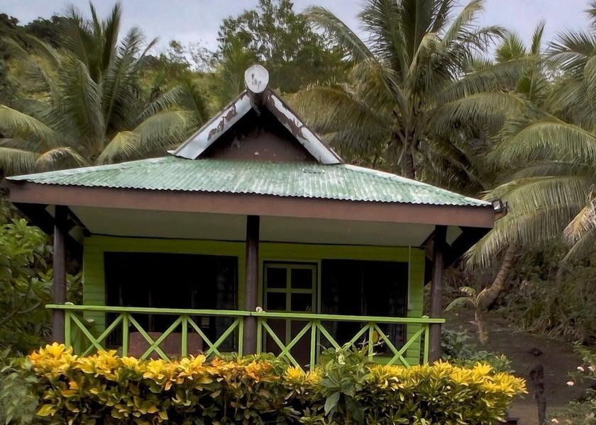 Western Division Wayasewa Island Exterior