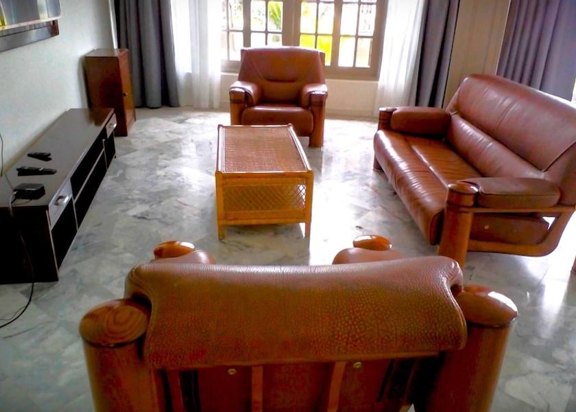 Central Division Pacific Harbour Living Area