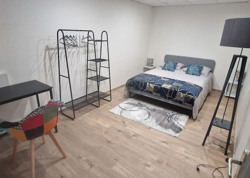 Auvergne-Rhone-Alpes Lyon Room