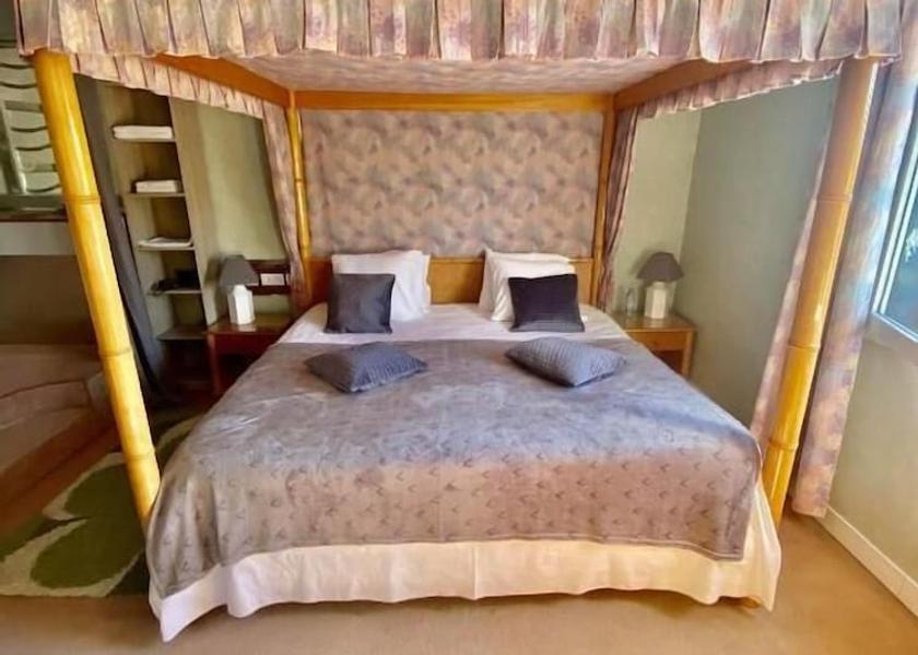 Normandy Touques Room