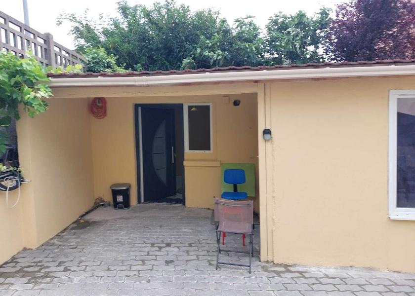 Île-de-France Stains Property Grounds