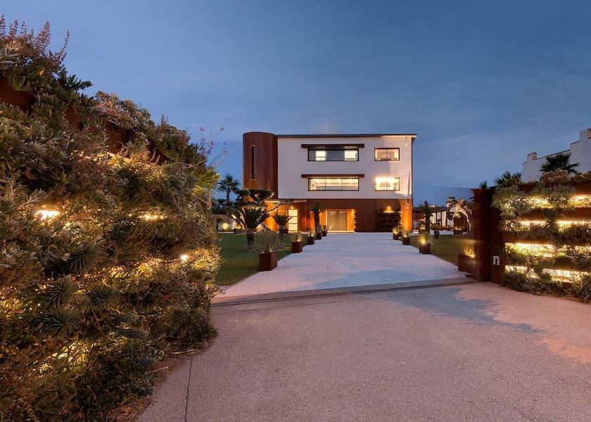 Occitanie Frontignan Facade