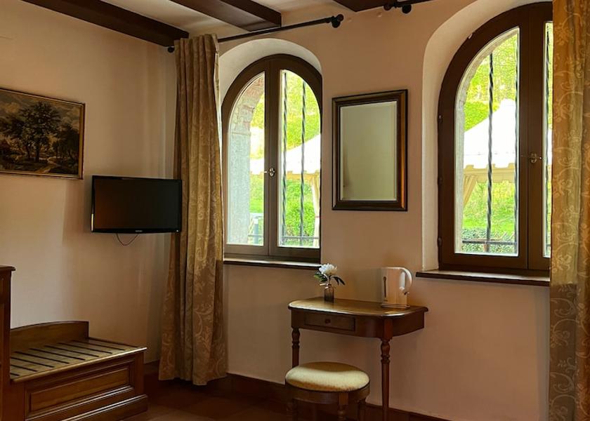Grand Est Barr Room