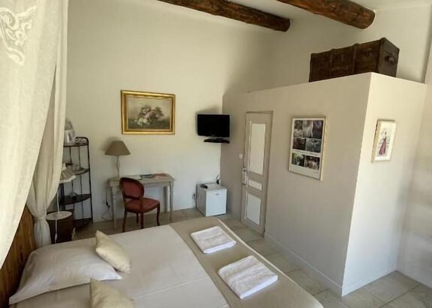 Provence-Alpes-Côte d'Azur Graveson Room