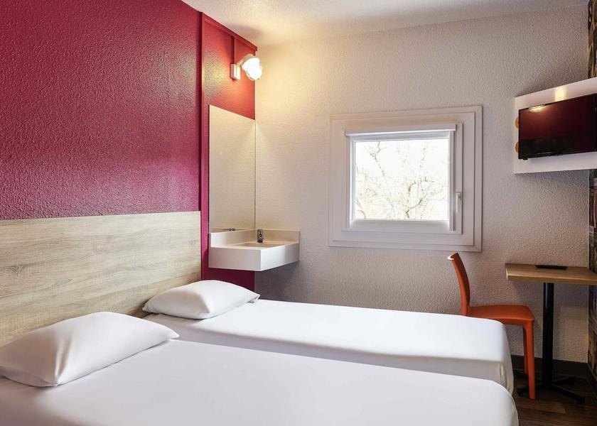 Hauts-de-France Glisy Room