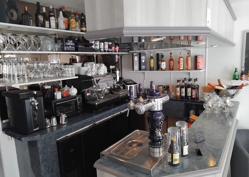 Nouvelle-Aquitaine Jonzac Bar