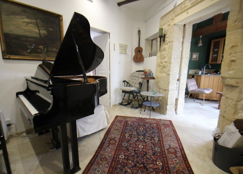 Occitanie Remoulins Living Area