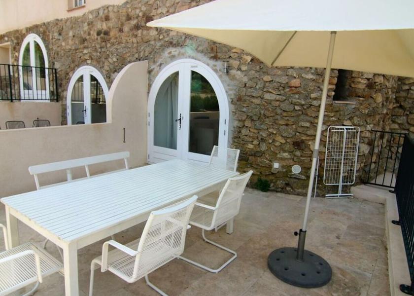 Provence-Alpes-Côte d'Azur Plan-de-la-Tour Outdoor Dining