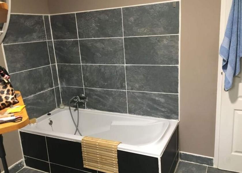Occitanie Saint-Nazaire Bathroom