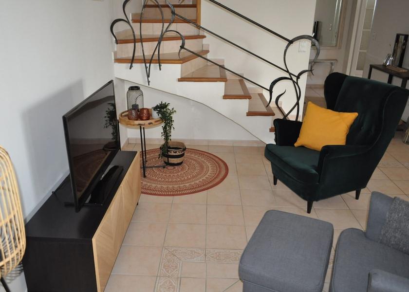 Occitanie Goudargues Living Area