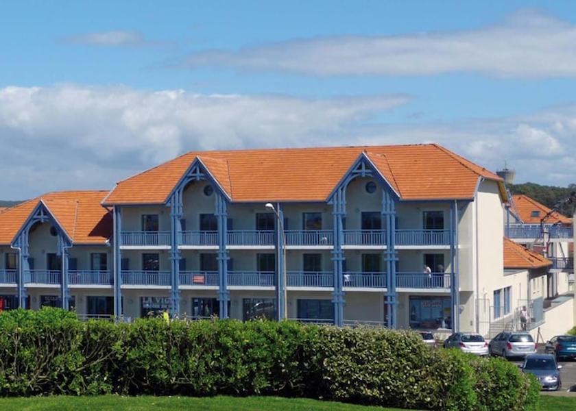 Nouvelle-Aquitaine Biscarrosse Exterior Detail