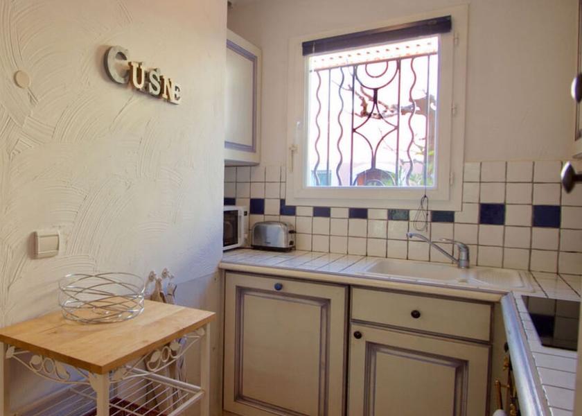 Provence-Alpes-Côte d'Azur Roquebrune-sur-Argens Kitchen
