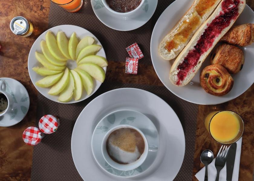 Brittany Larmor-Plage Breakfast buffet