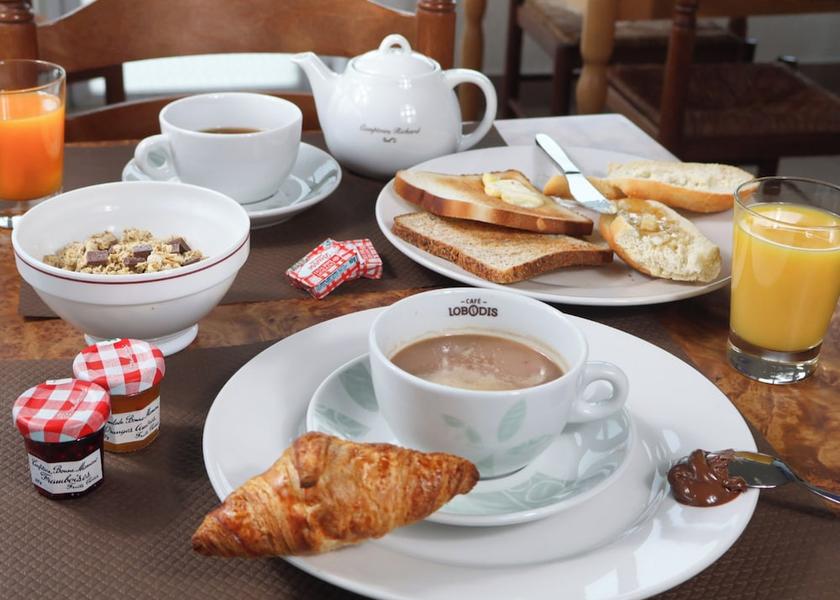 Brittany Larmor-Plage Breakfast buffet
