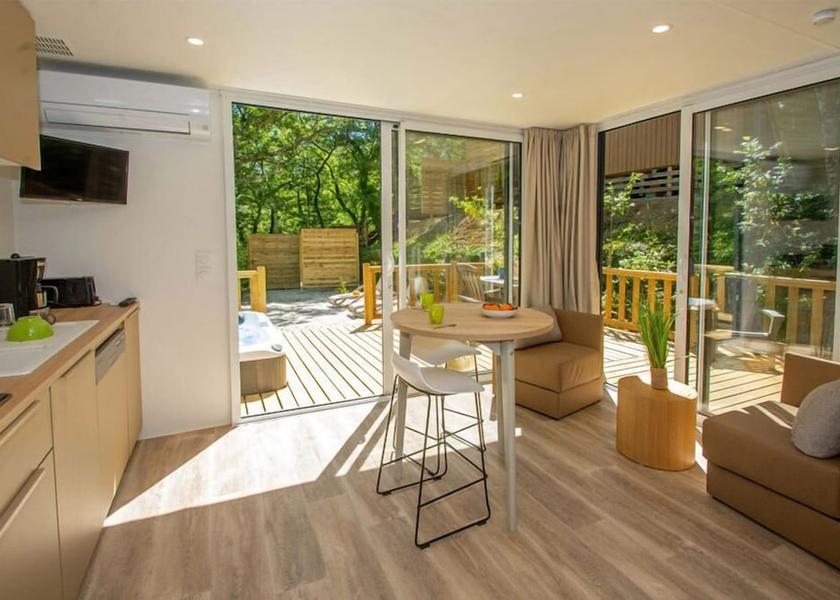 Provence - Alpes - Cote d'Azur Apt Kitchen