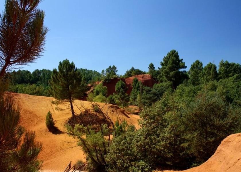 Provence - Alpes - Cote d'Azur Apt Exterior Detail