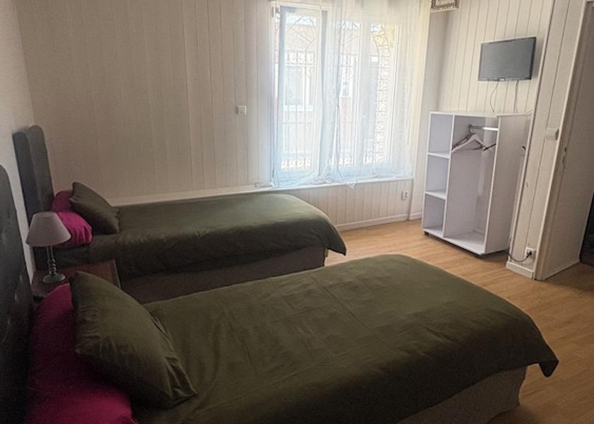 Grand Est Arcis-sur-Aube Room