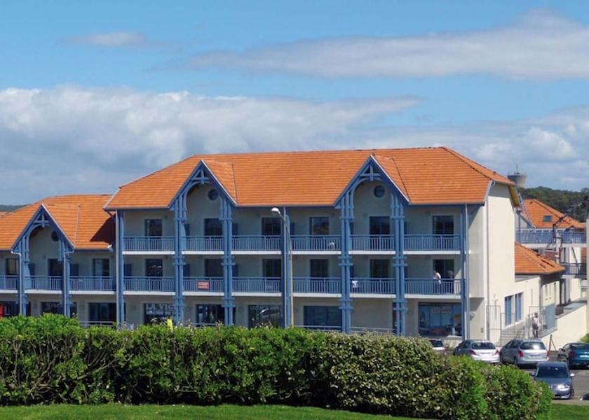Nouvelle-Aquitaine Biscarrosse Exterior Detail