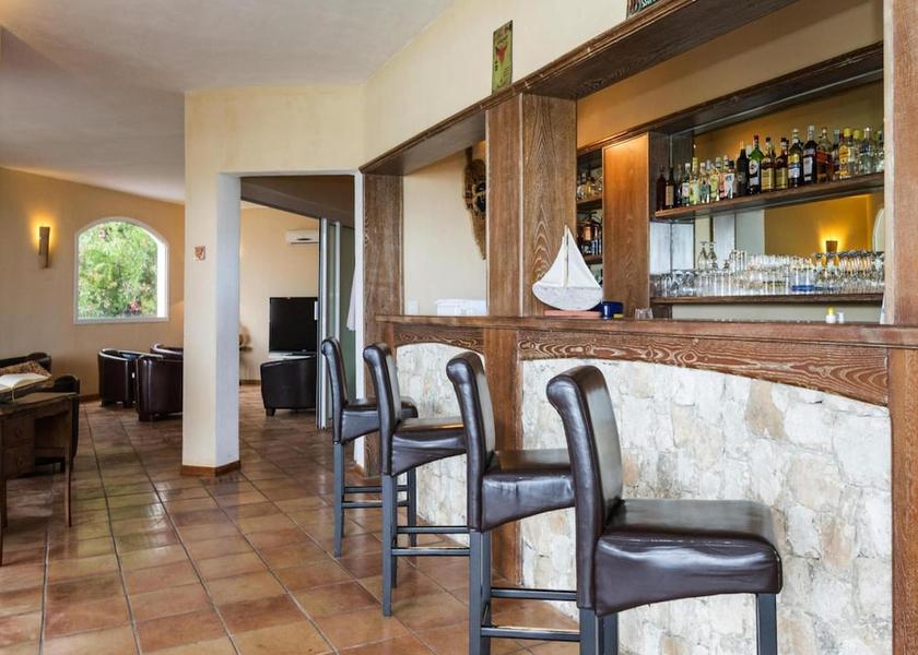 Corsica Sari-Solenzara Bar