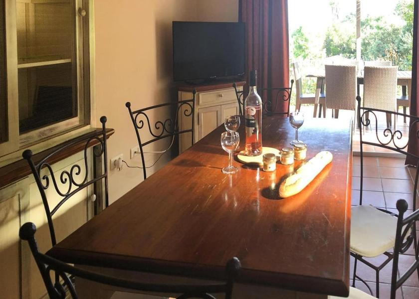 Corsica Sari-Solenzara Dining Area