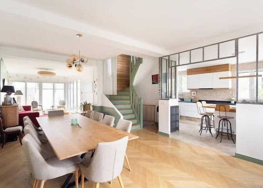Île-de-France Asnieres-sur-Seine In-Room Dining