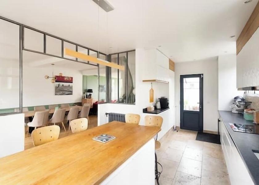 Île-de-France Asnieres-sur-Seine In-Room Dining
