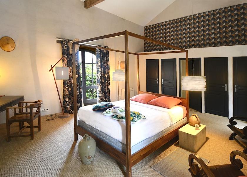 Occitanie Laudun Room