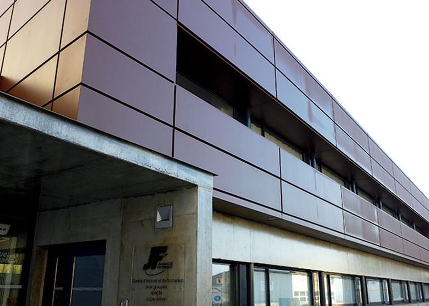 Pays de la Loire Cholet Facade