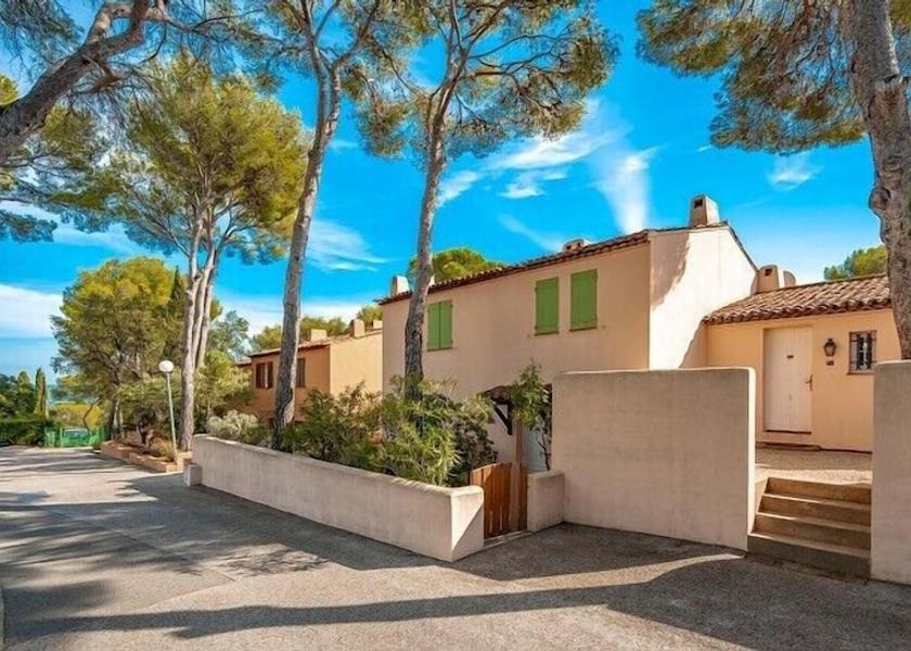 Provence-Alpes-Côte d'Azur Cavalaire-sur-Mer Facade