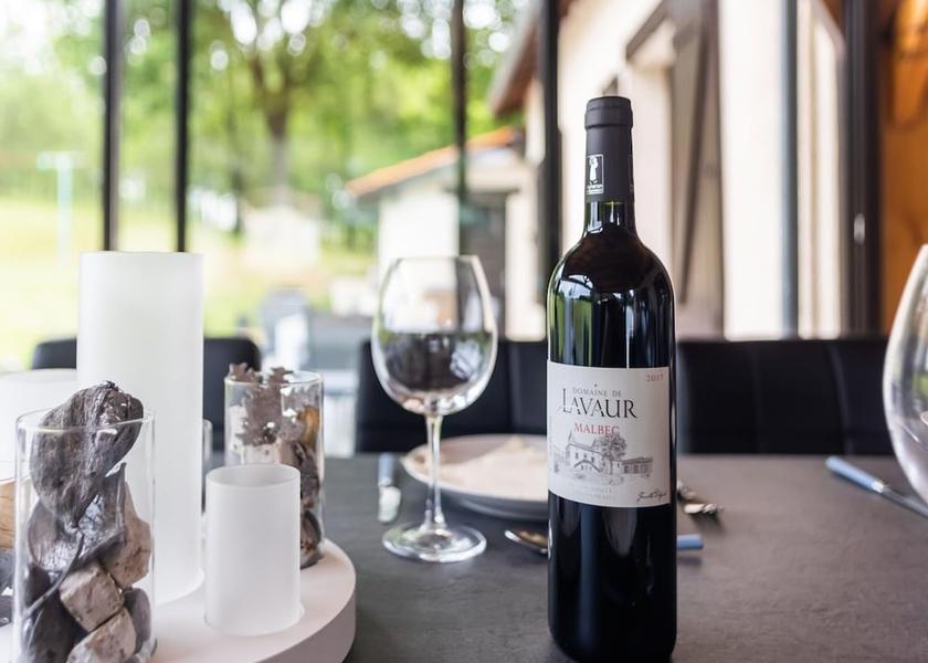 Nouvelle-Aquitaine Villeneuve-sur-Lot Dining Area