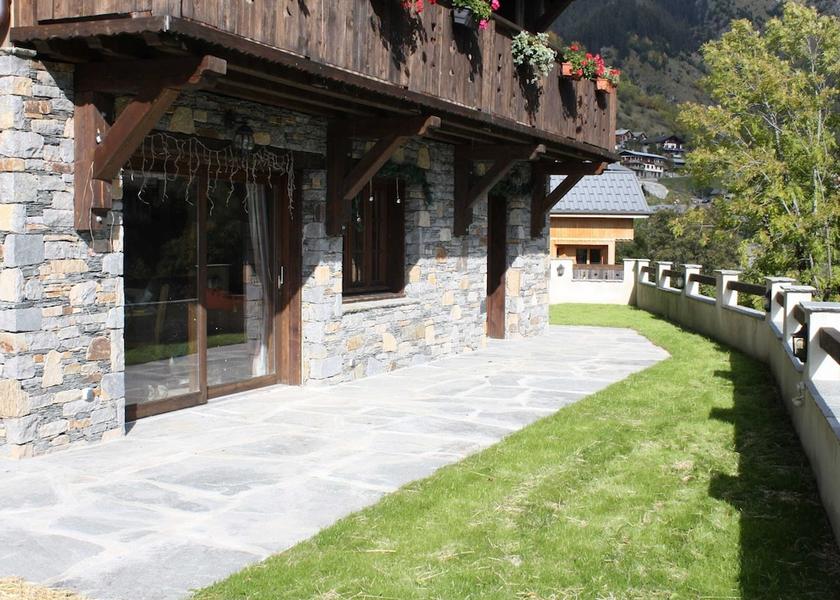 Auvergne-Rhone-Alpes Champagny-en-Vanoise Property Grounds