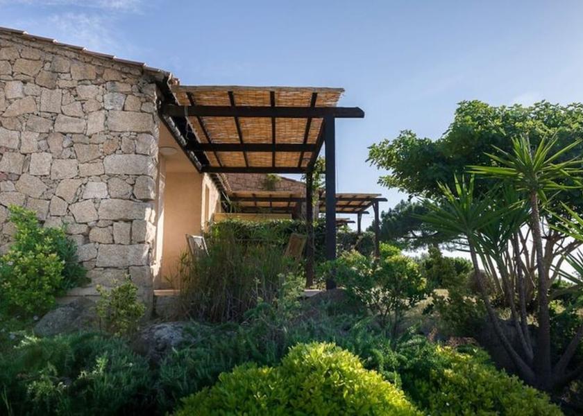 Corsica Serra-di-Ferro Exterior Detail