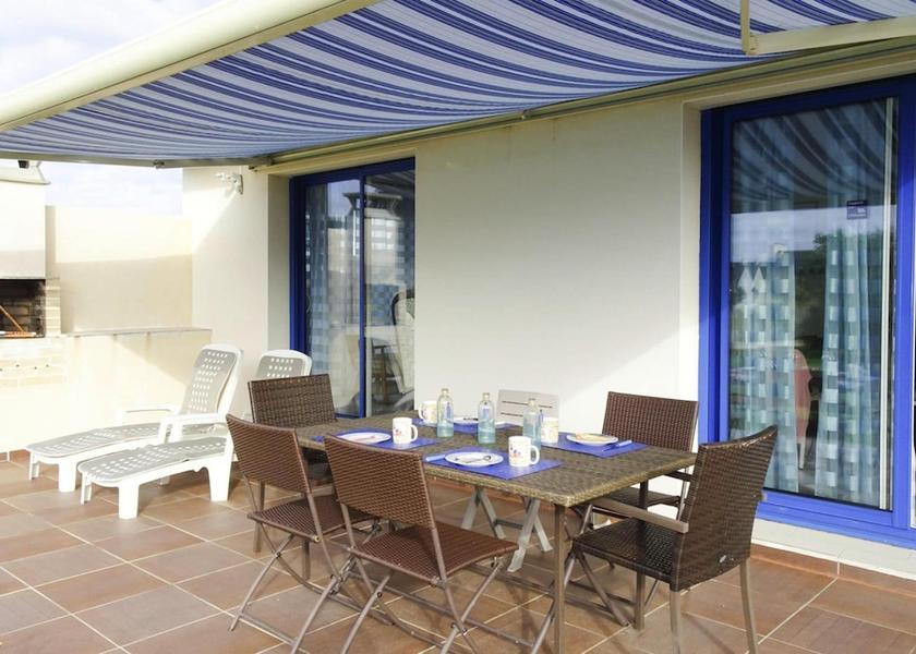 Brittany Guilvinec Dining Area