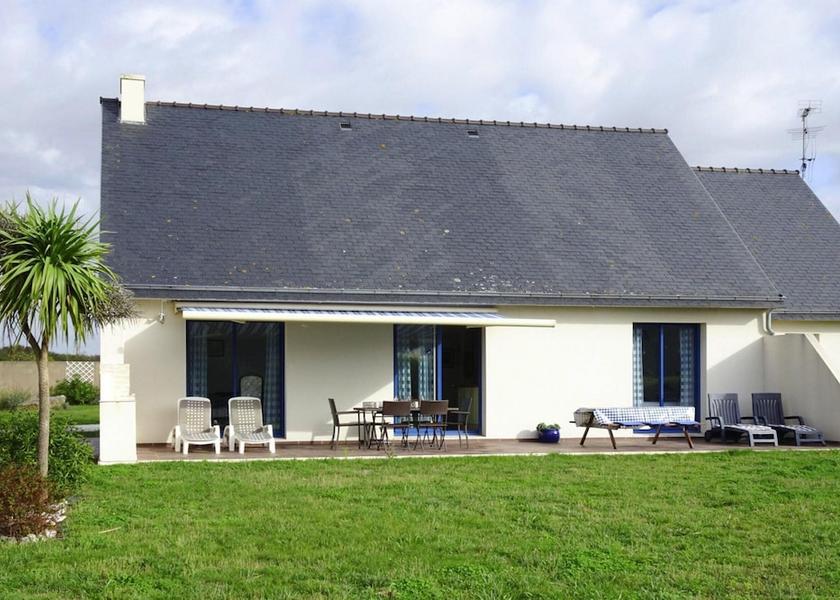 Brittany Guilvinec Exterior Detail