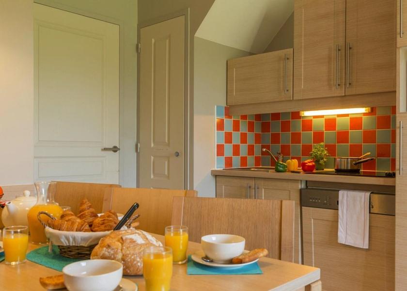 Normandy Port-en-Bessin-Huppain Kitchen