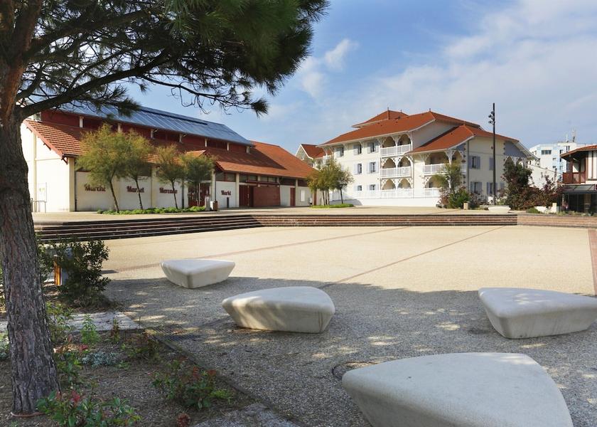 Nouvelle-Aquitaine Mimizan Exterior Detail