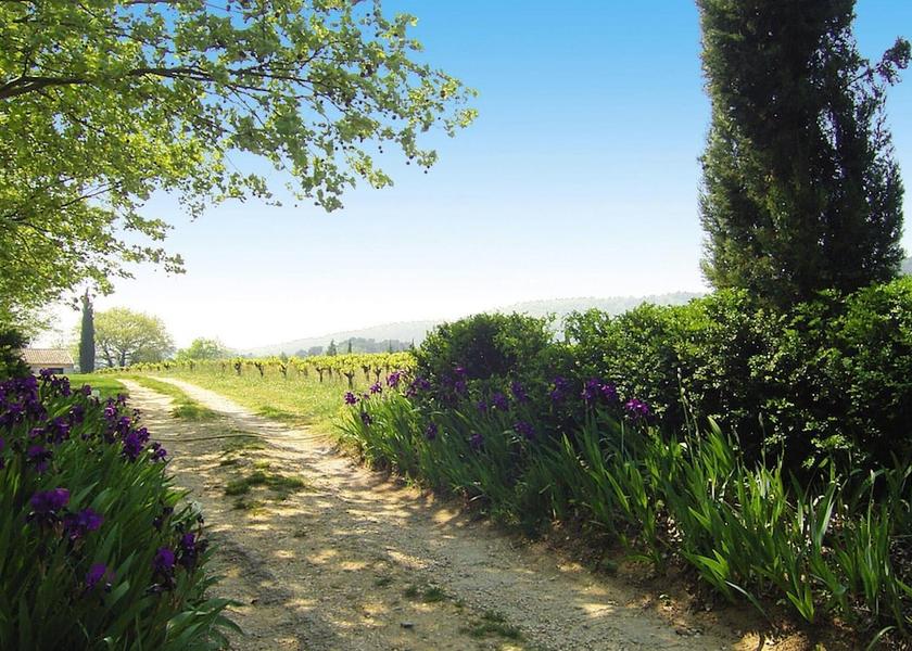 Occitanie Pont-Saint-Esprit Garden