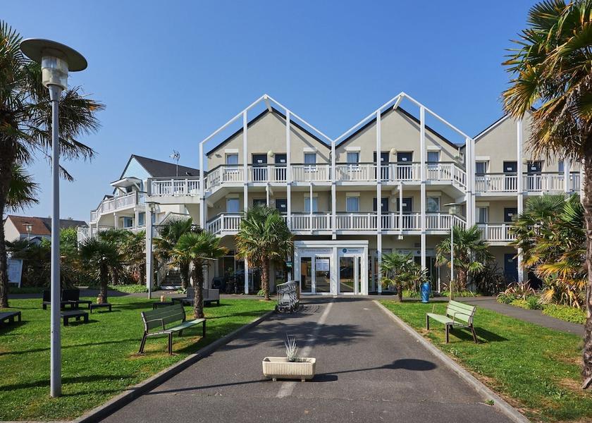 Normandy Courseulles-sur-Mer Exterior Detail