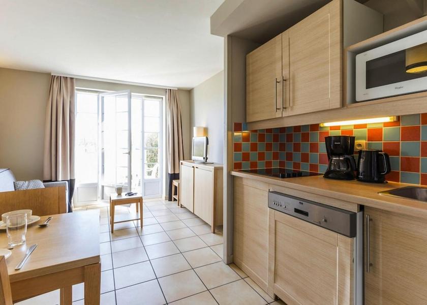 Normandy Port-en-Bessin-Huppain Kitchen