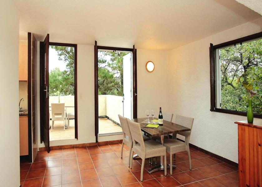 Corsica Poggio-Mezzana Dining Area