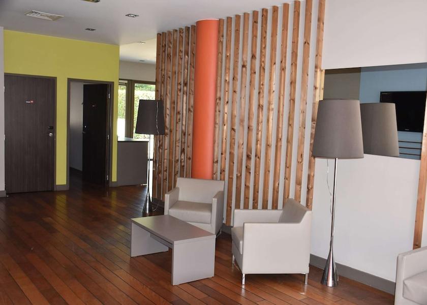 Auvergne-Rhone-Alpes Lyon Living Area