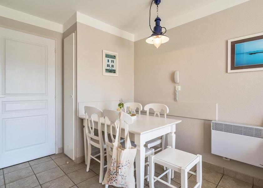 Brittany Guilvinec Dining Area