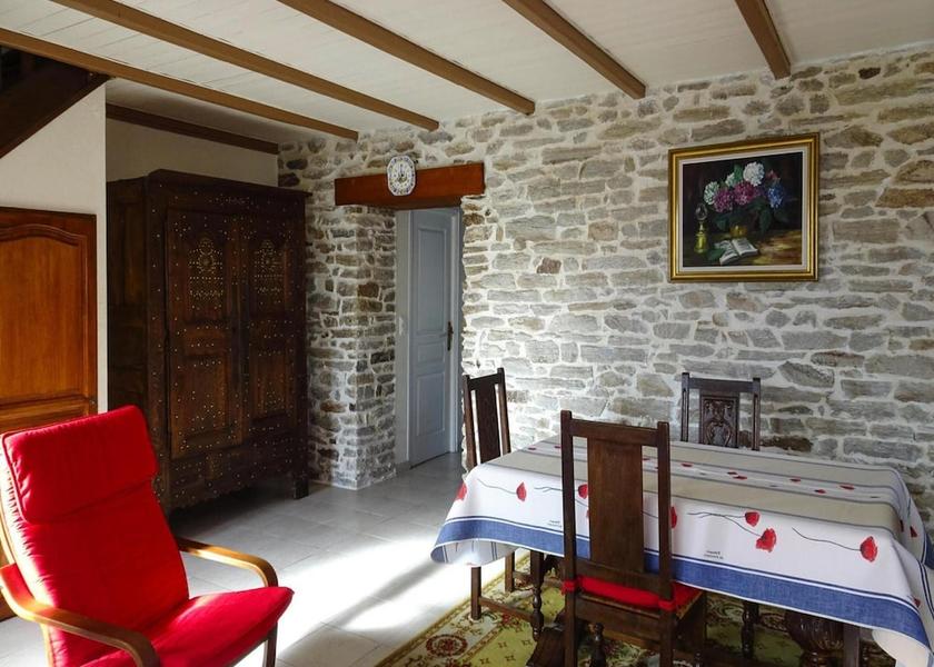 Brittany La Foret-Fouesnant Dining Area